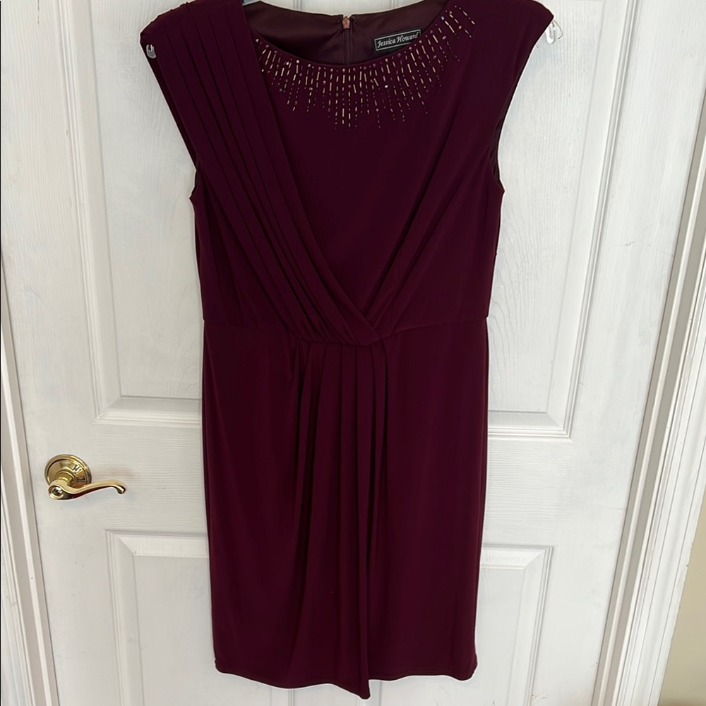 Jessica Howard burgundy Sheath Midi Dress with Ruched Embellishments